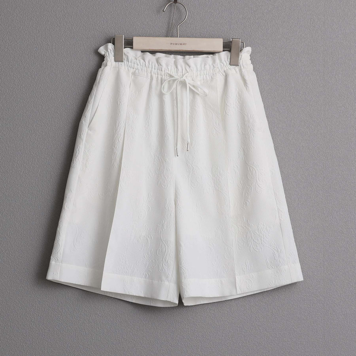 C-BL-83 Robin flower blouse WHITE