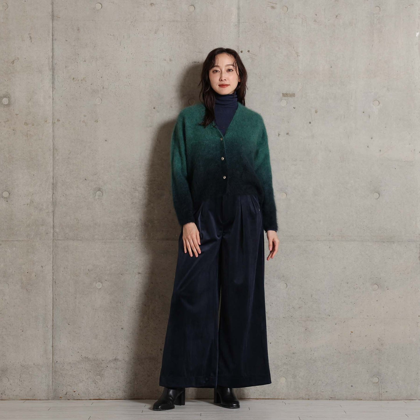 2026AW【10月下旬お届け予定】 F-KN-07「Pure Feather cashmere」V-neck cardigan【全4色】