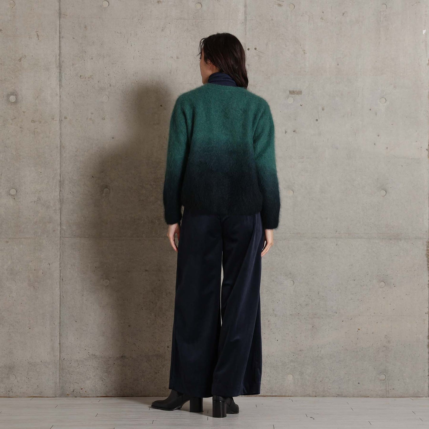 2026AW【10月下旬お届け予定】 F-KN-07「Pure Feather cashmere」V-neck cardigan【全4色】