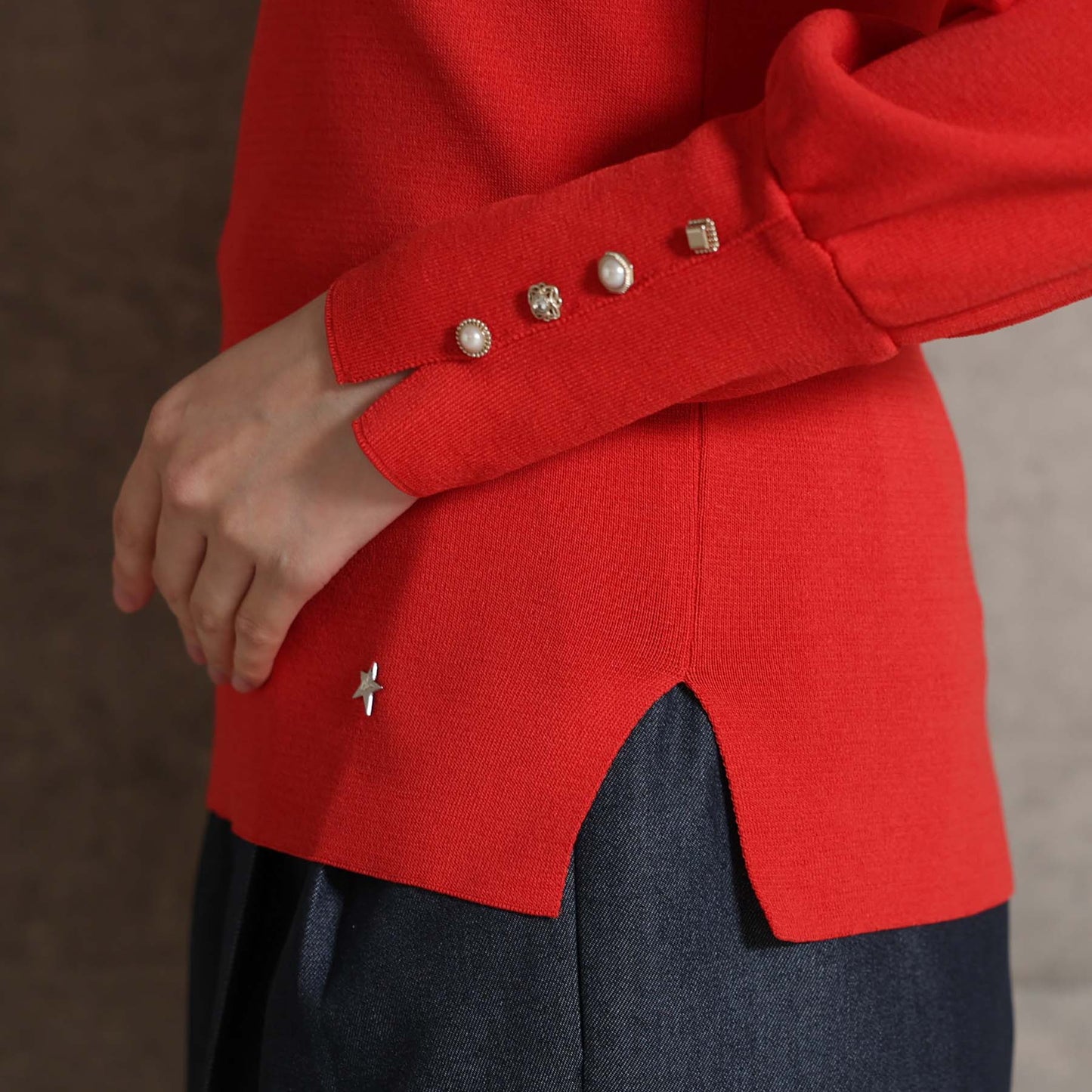 2026AW【10月下旬お届け予定】 F-KN-06C「Earring cuff」Crew-neck knit【全5色】