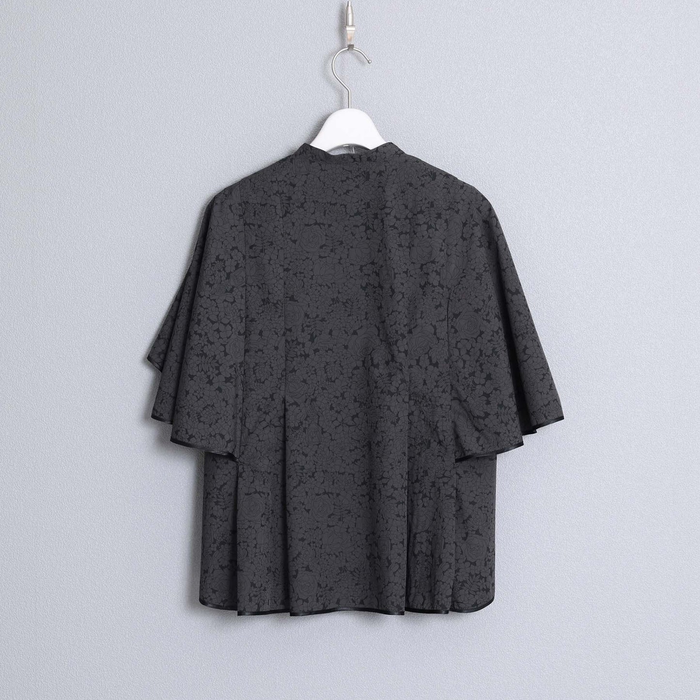 C-BL-83 Robin flower blouse WHITE