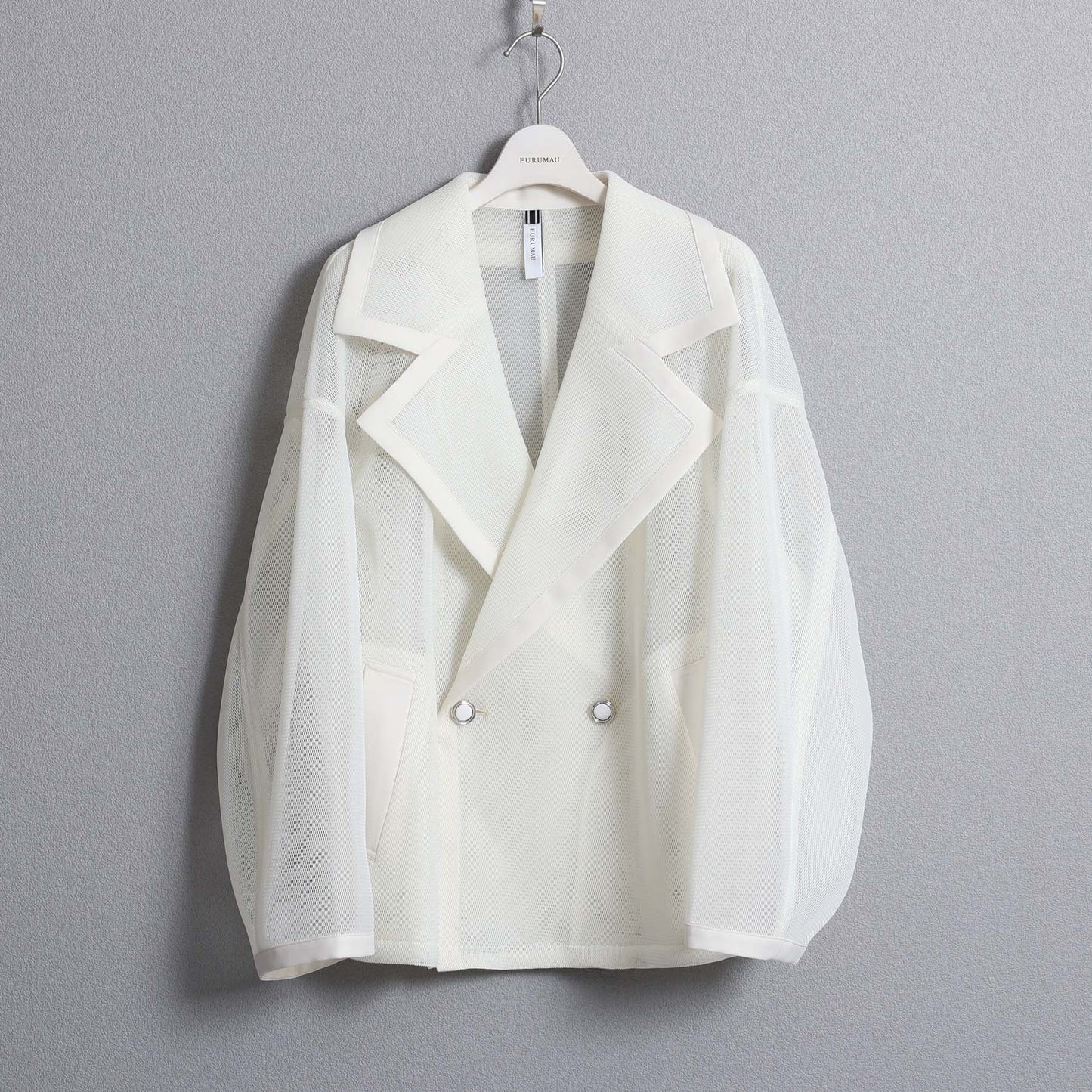 C-BL-83 知更鸟花衬衫 白色