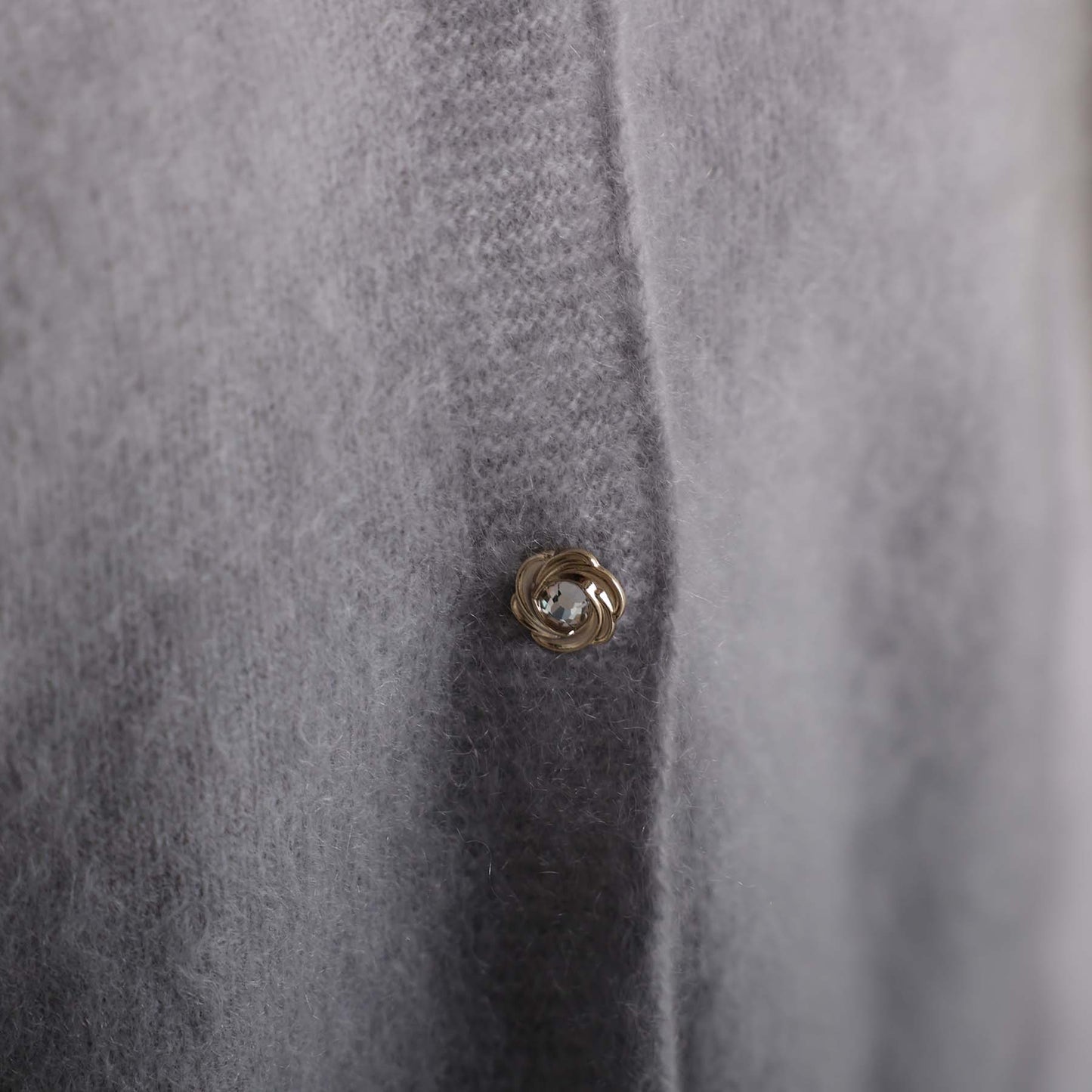 2026AW【10月下旬お届け予定】 F-KN-07「Pure Feather cashmere」V-neck cardigan【全4色】