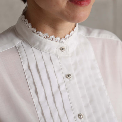 C-BL-83 Robin flower blouse WHITE