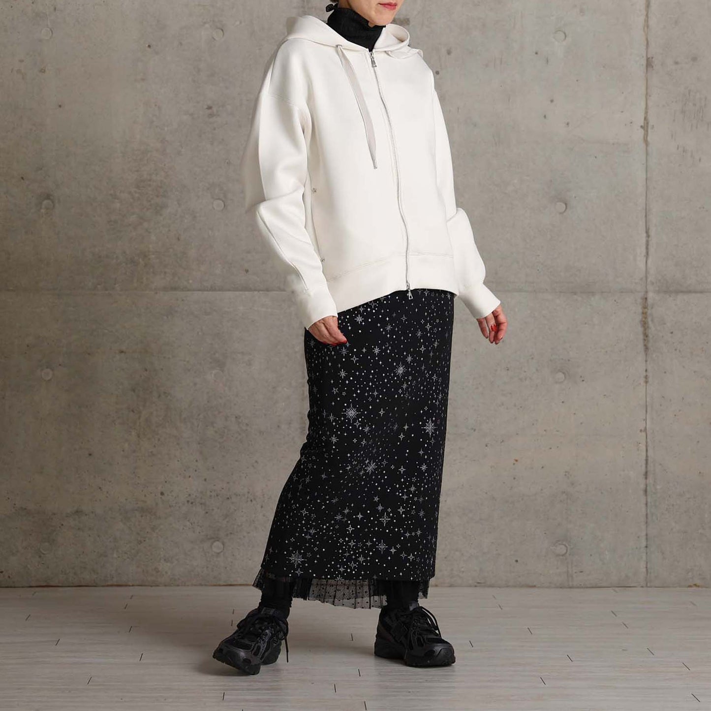 C-BL-83 Robin flower blouse WHITE