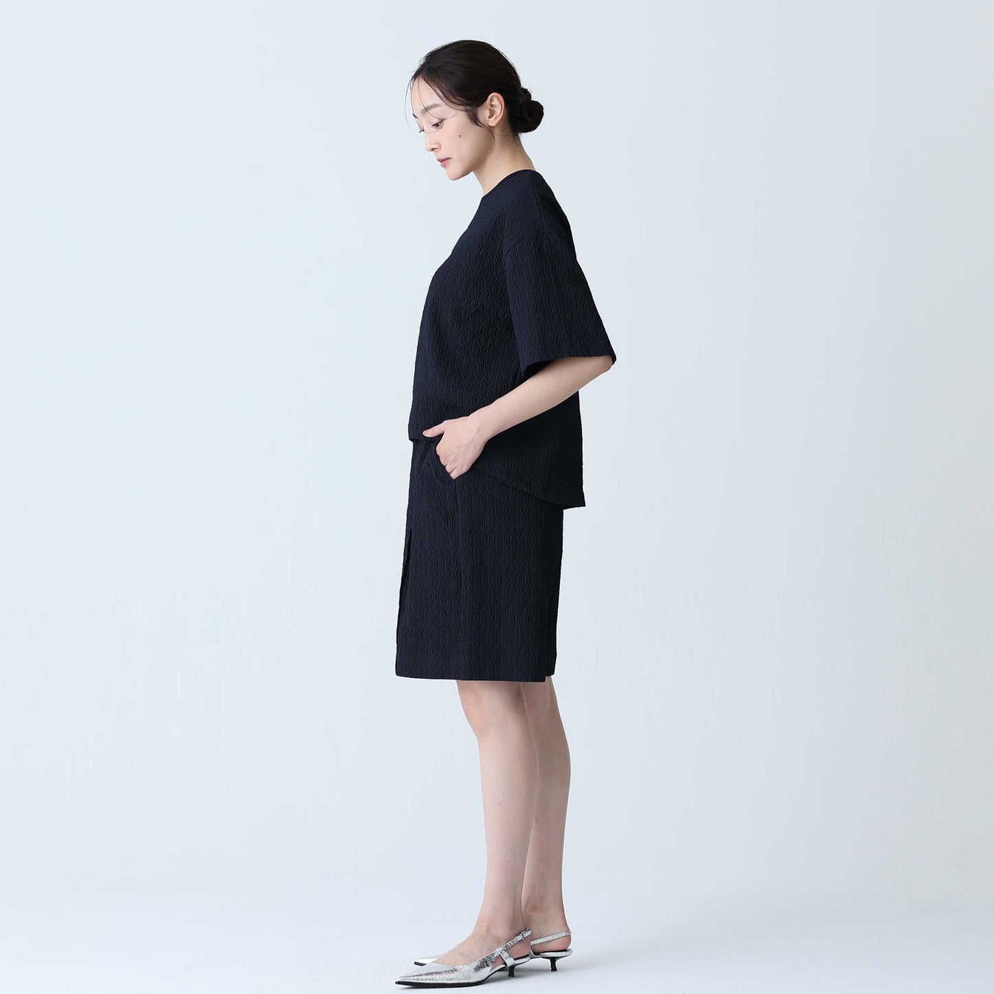 F-BL-06「Jewel Tile」Tee blouse NAVY