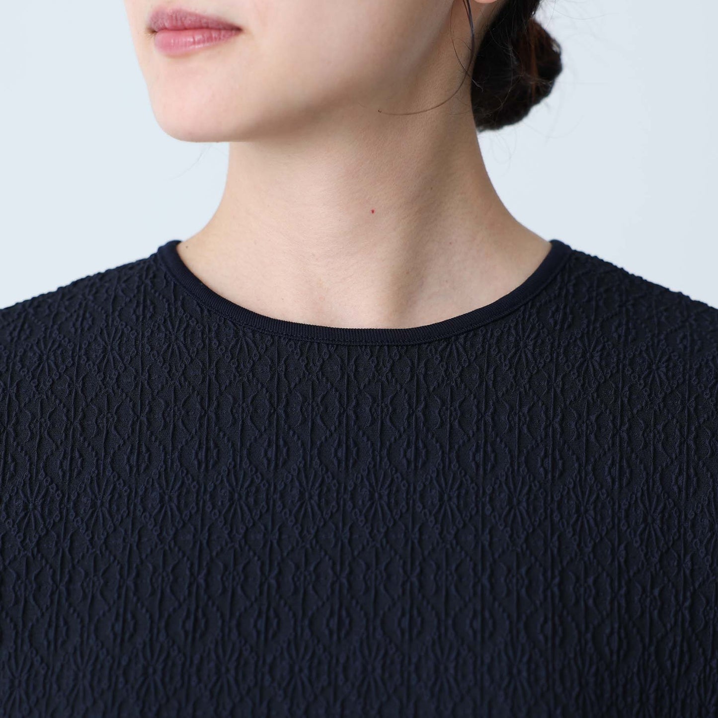 F-BL-06「Jewel Tile」Tee blouse NAVY