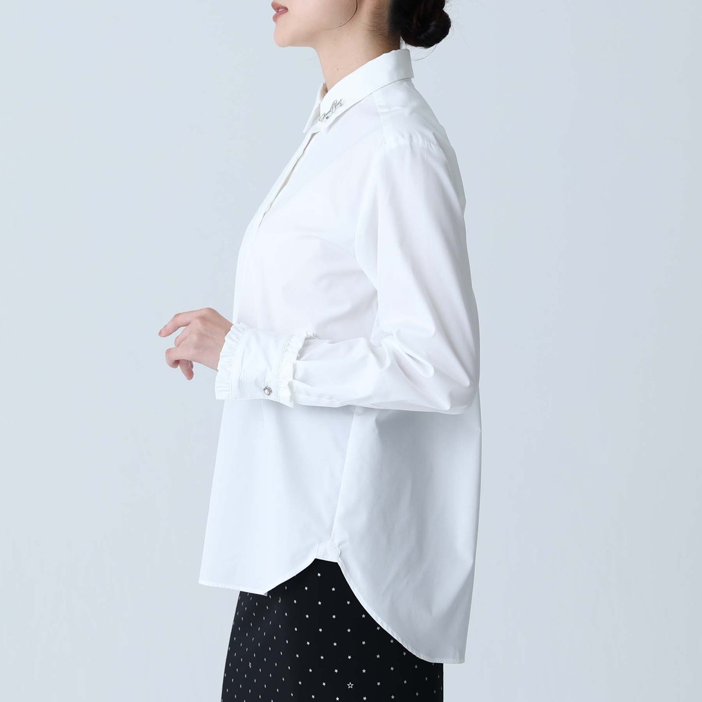 C-BL-83 知更鸟花衬衫 白色