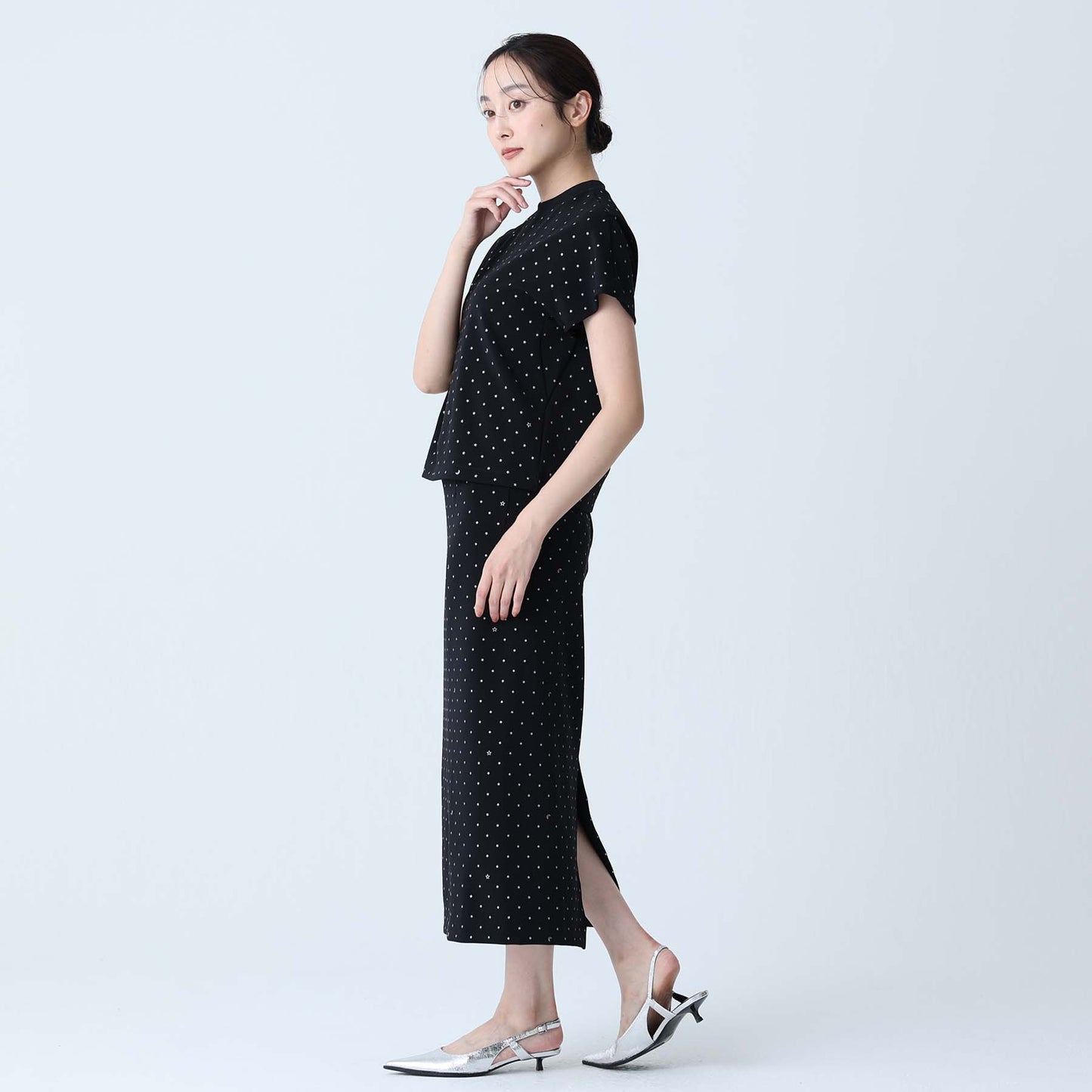 C-BL-83 Robin flower blouse WHITE