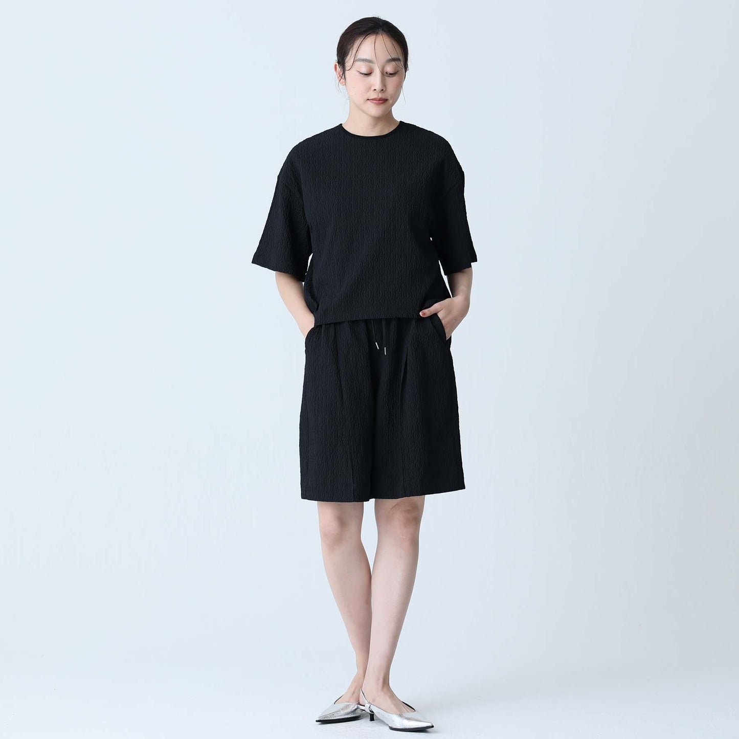 F-BL-06「Jewel Tile」Tee blouse BLACK