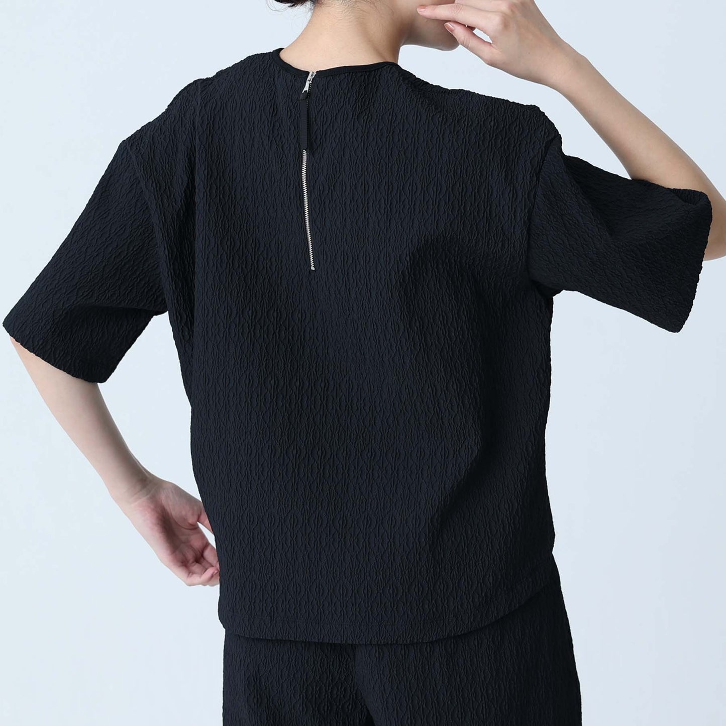 F-BL-06「Jewel Tile」Tee blouse BLACK