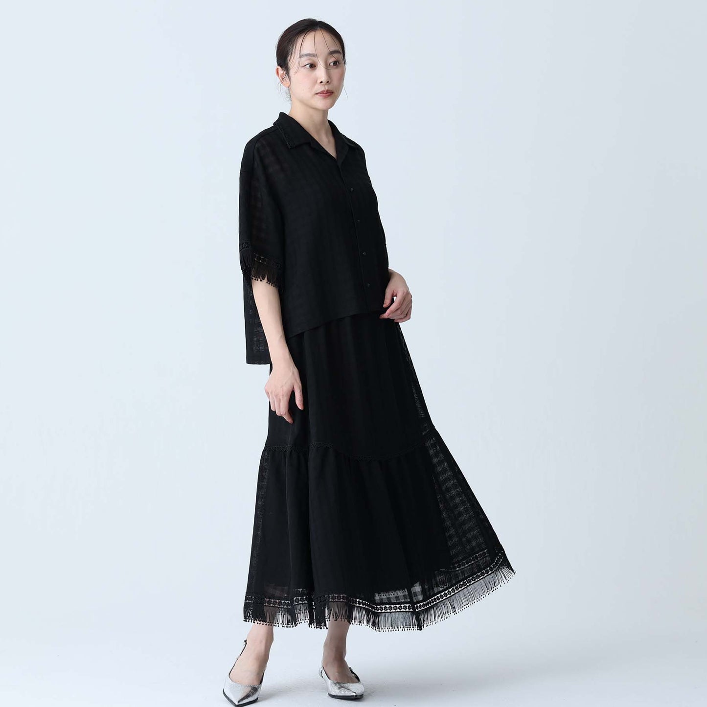 C-BL-83 Robin flower blouse WHITE