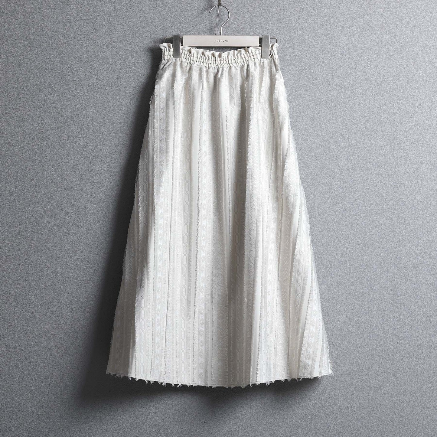 C-BL-83 知更鸟花衬衫 白色