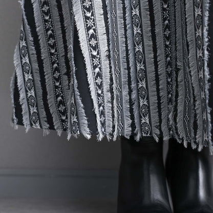 C-BL-83 知更鸟花衬衫 白色