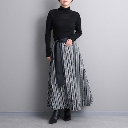 C-BL-83 知更鸟花衬衫 白色