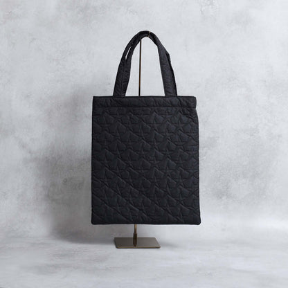 C-BG-101 Expected delivery mid to late June 『The Secret Garden』 Big tote BLACK
