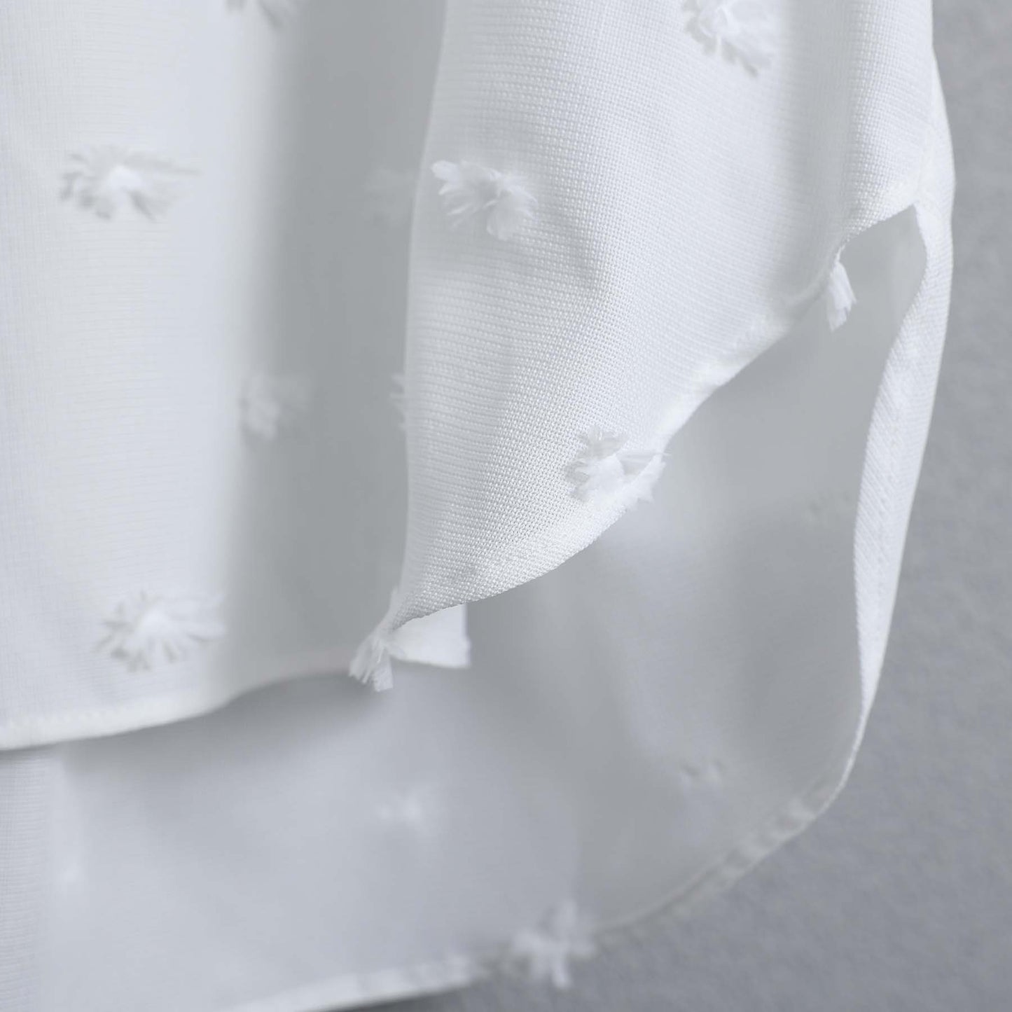 C-BL-83 Robin flower blouse WHITE