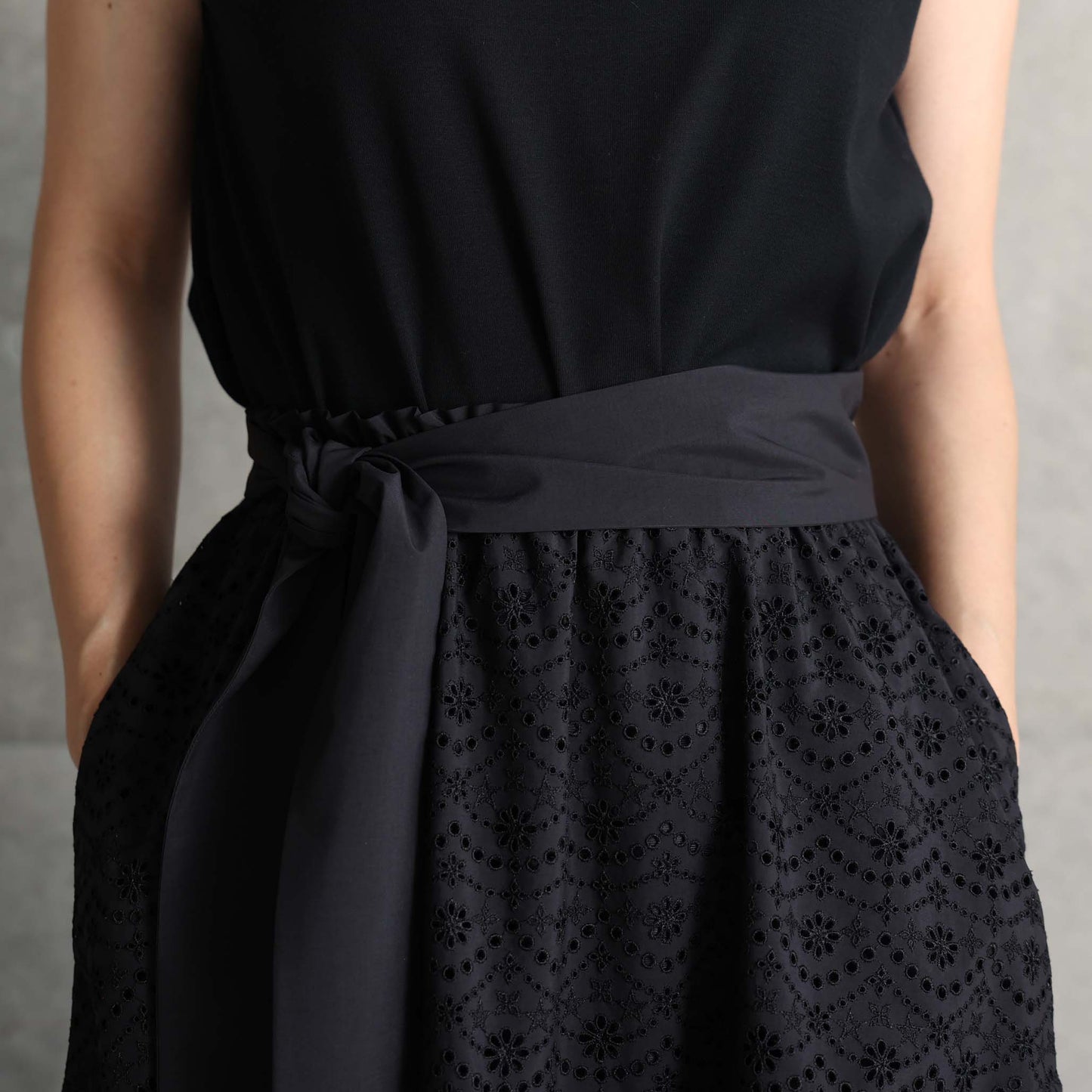C-SK-134「The Secret Garden」Tiered long skirt BLACK