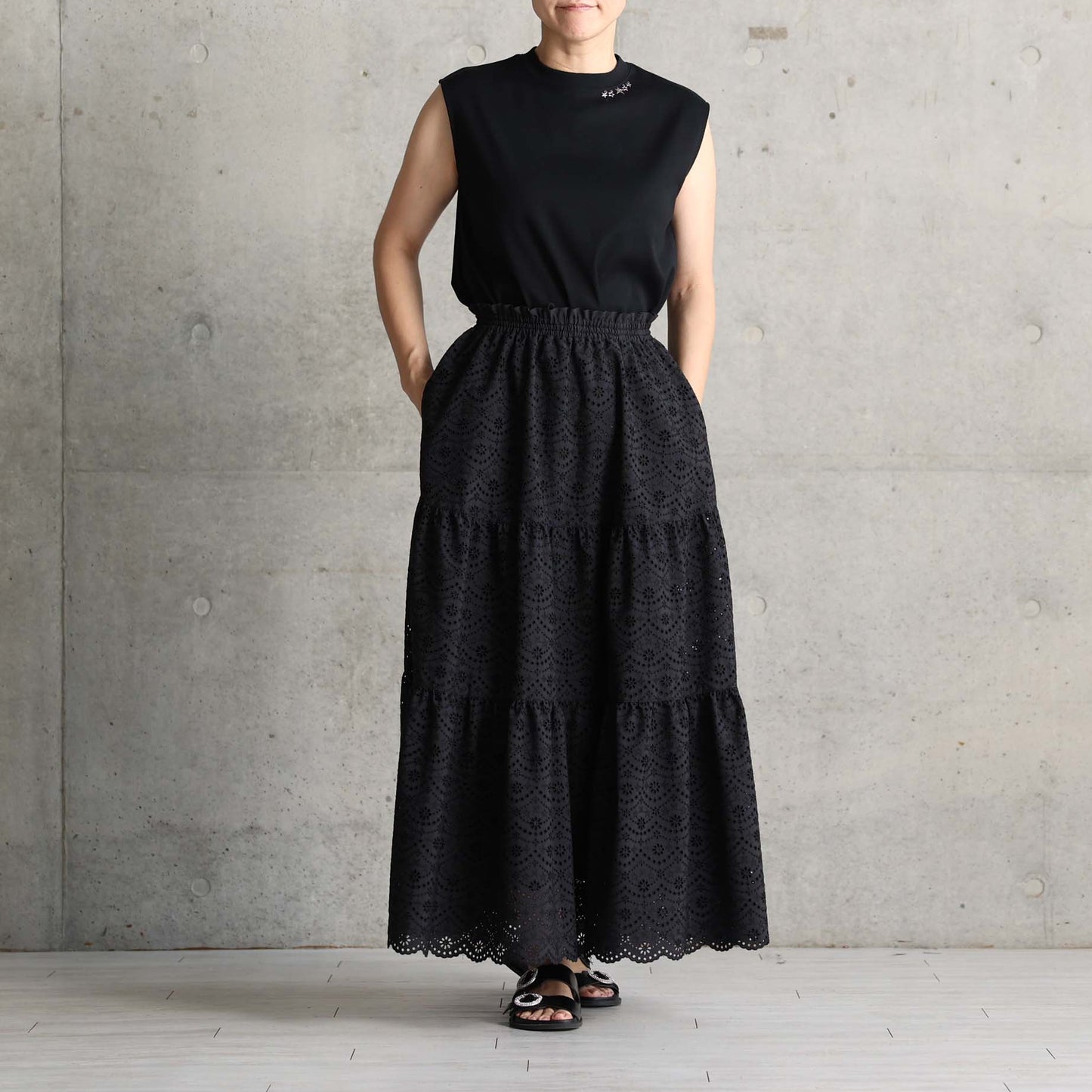 C-SK-134「The Secret Garden」Tiered long skirt BLACK