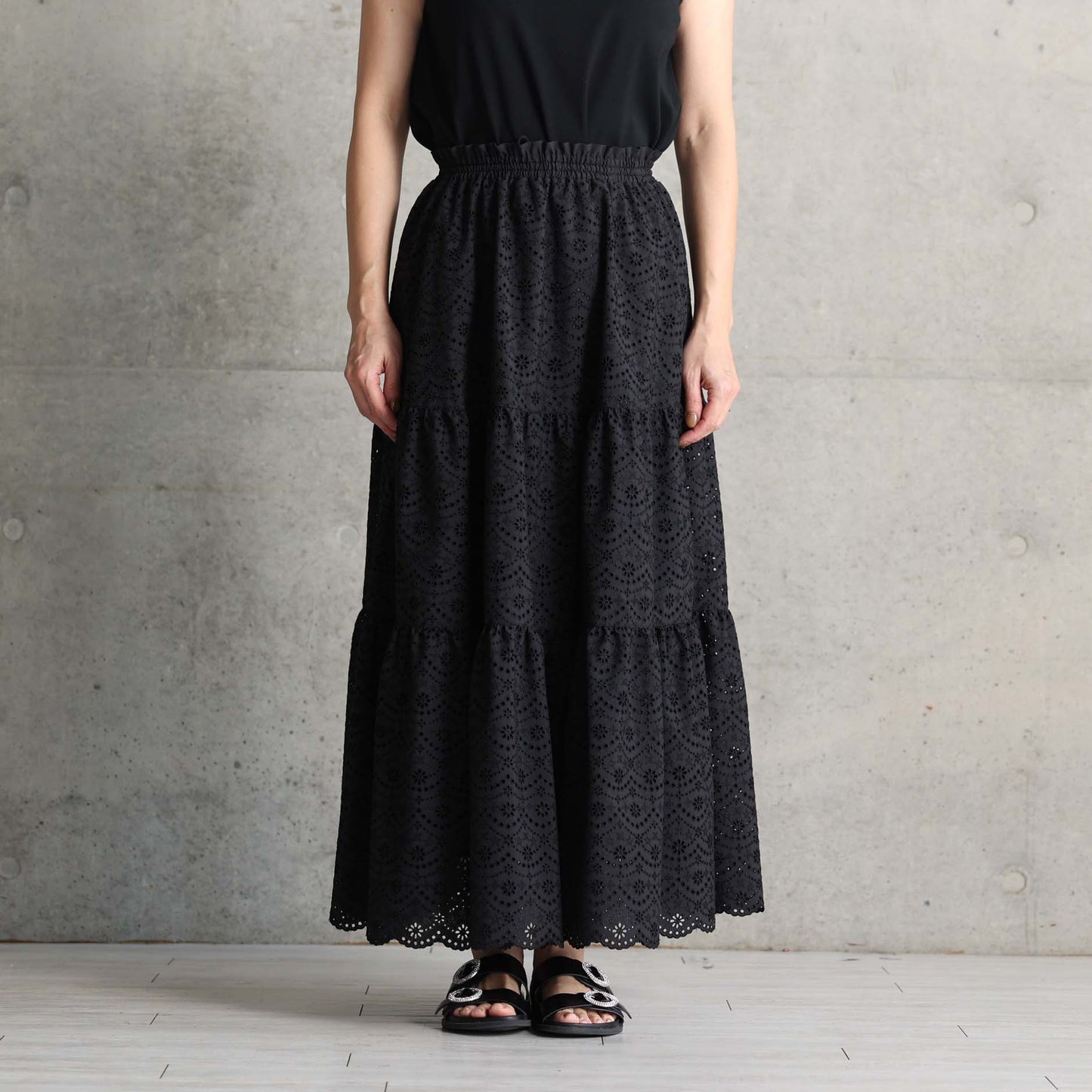 C-SK-134「The Secret Garden」Tiered long skirt BLACK