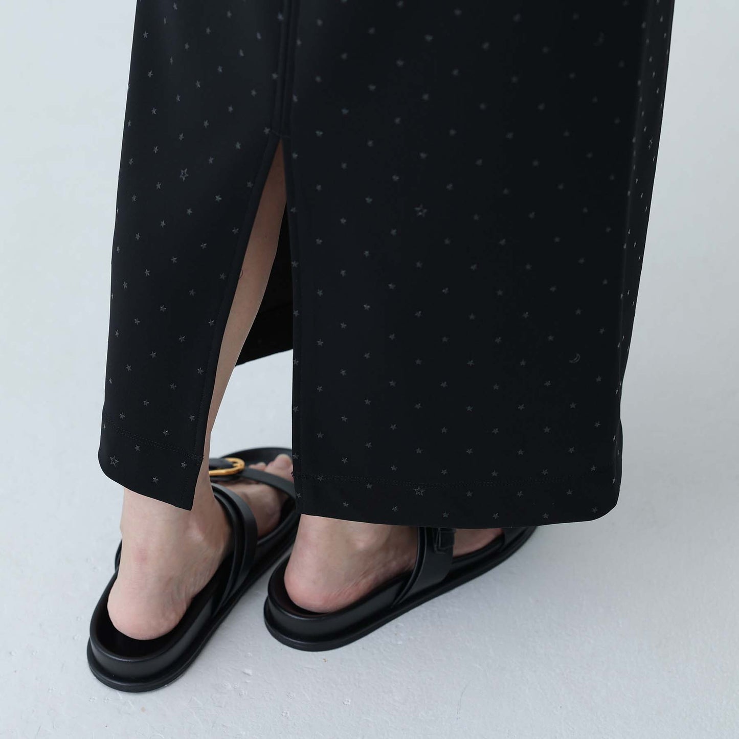 C-BL-83 Robin flower blouse WHITE