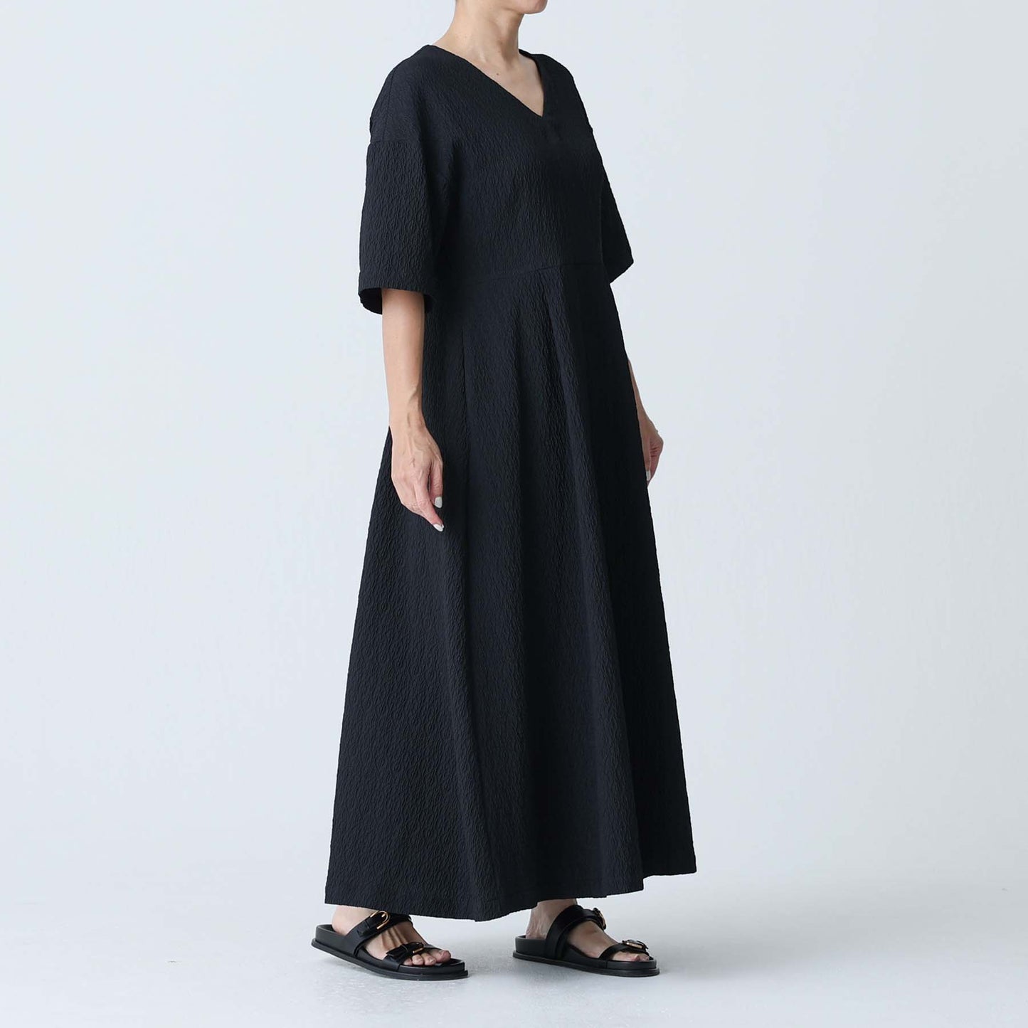 F-DR-02「Jewel Tile」V-neck dress BLACK