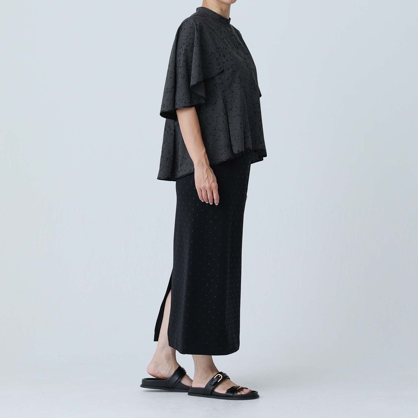 C-BL-83 Robin flower blouse WHITE