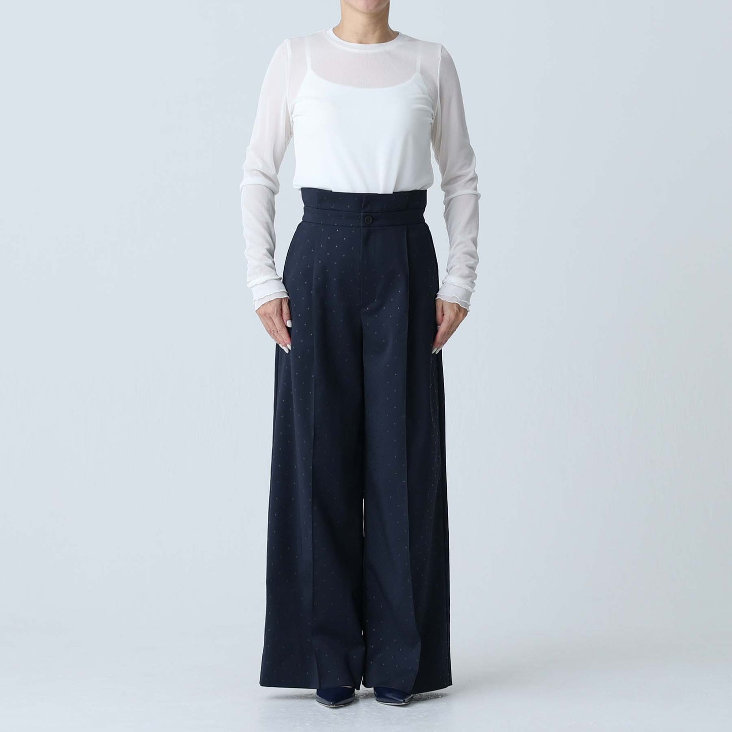 C-BL-83 Robin flower blouse WHITE