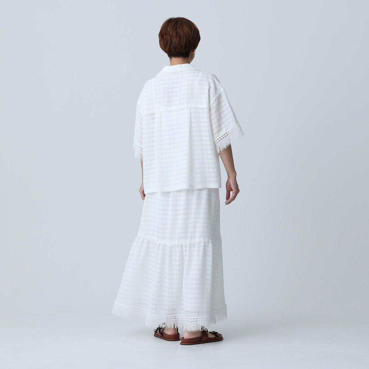 C-BL-83 Robin flower blouse WHITE