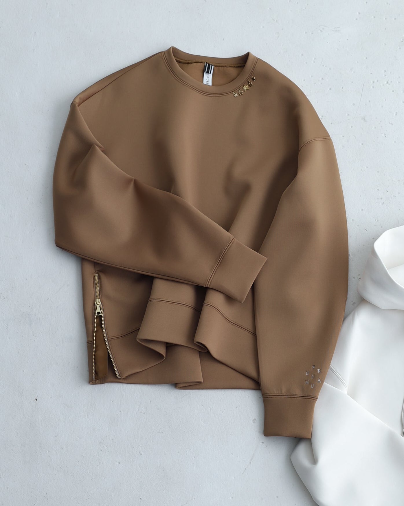 2026AW【11月中旬お届け予定】 F-CS-10「Structured Knit」Side zip tops【全4色】